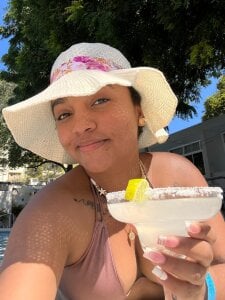 bbyalexxxa Relaxing on the beach Foto 5