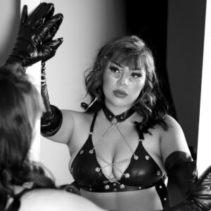 valentinahevanly Public Pic 4