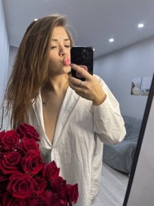 Miss_Delia Public Pic 7