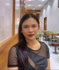 Margaux1991 Public Pic 3