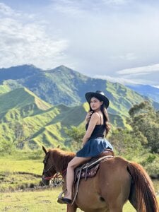 Ms_Monica Mountain Hình