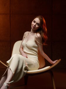 MiraBliss Femininity style Photo 4