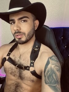 adamhairy: SENSULA AND HOT ( фото)