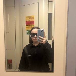 Mila_Milano Public Pic