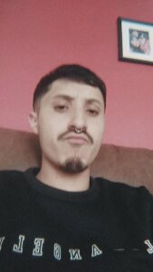 xBarnewWalk2 I am Pic 3