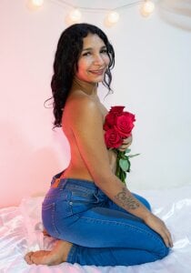 chikivivi- Happy Valentine's Day Pic 5