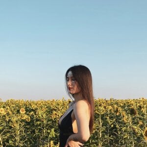 Niki_Luston Public Pic 2