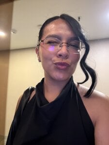 Alinnha Enjoy life Pic 6