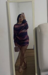 isa_rose_hh Public Pic 3