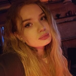 effieelfy Public Pic 4