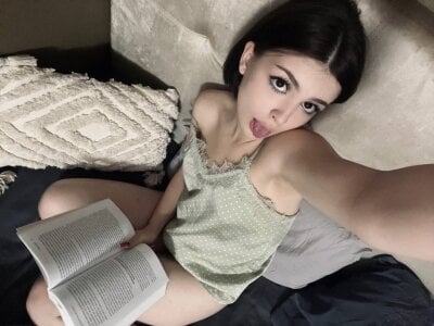 KellyZill Public Photo 8