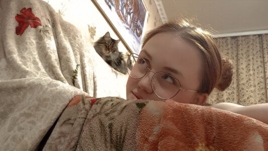 CloverDrews Chilling Pic