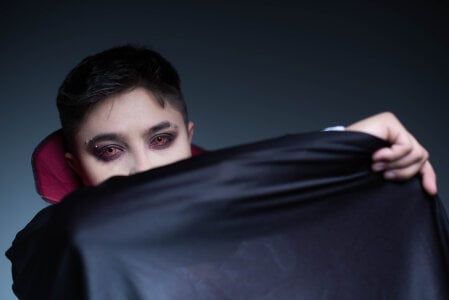 IanGilbert Sexy vampire Foto 3