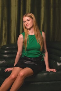 Alicia_Hars 💚 Hình 3