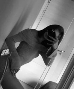 JeneeEady Public slika