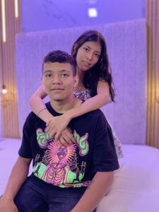 Public de MiayHero  3 Imagens