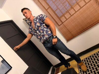 CRISTHIAN_WOLF1 Jeans Latin Man  6টি ছবি