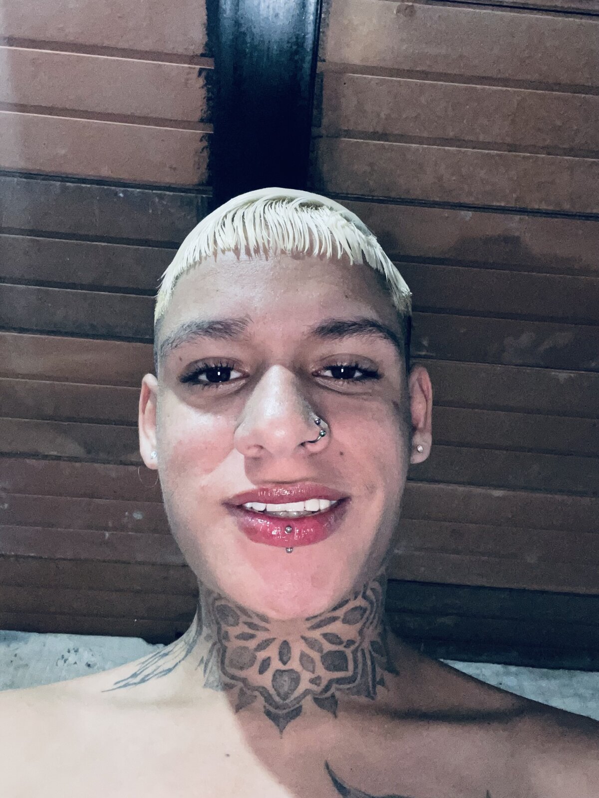 GaelCarter Gambar Trending 9877