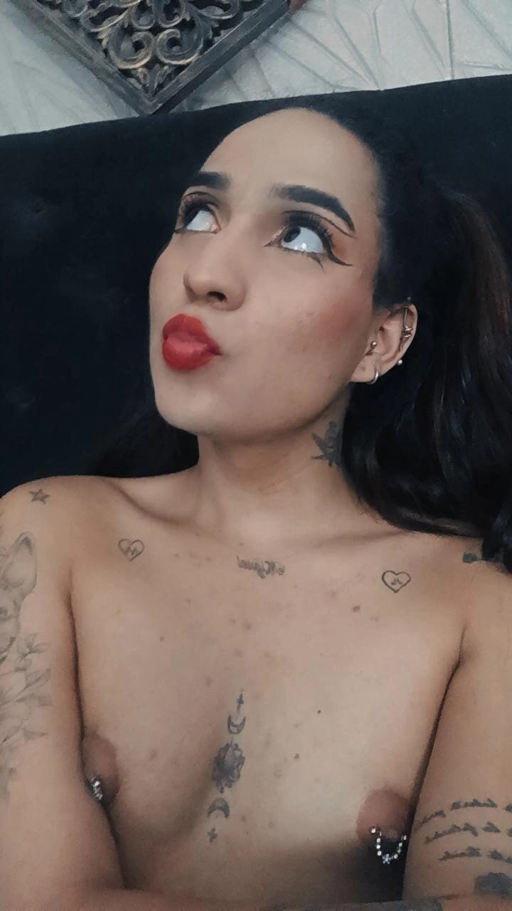 ChanelleJohnson_ избранные изображения 2427