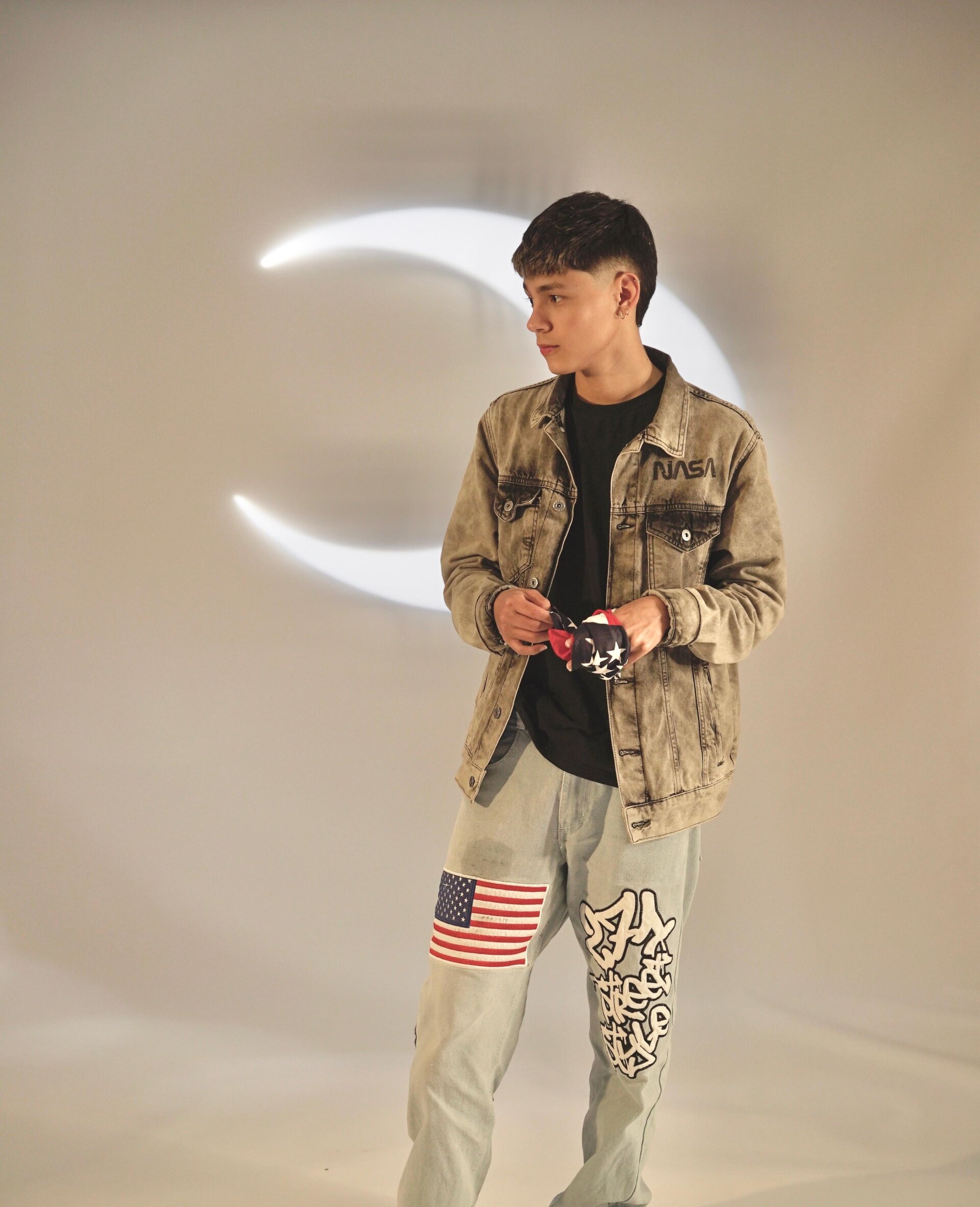 Andy_Belier23 lunar background Fotka