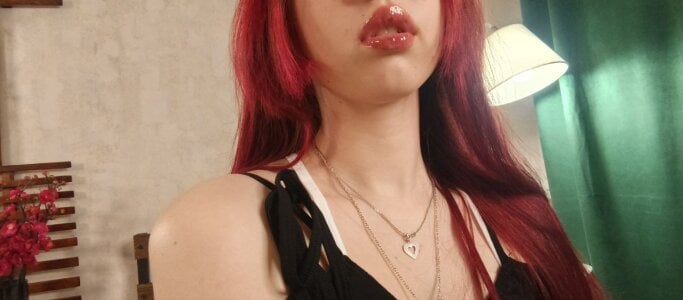 _LucyStars_ lil squirell Pic 3