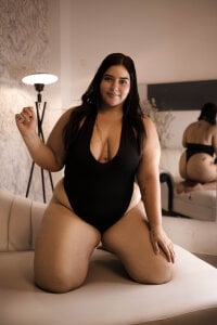 Nikki_Karter Public Pic 2