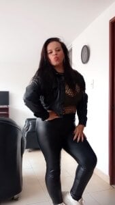 Public de emili_milf  4 Imagens