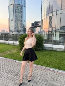 CharlotteWells Public Pic 8