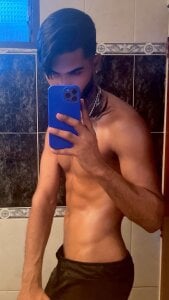 Zack_brown777 Public Pic