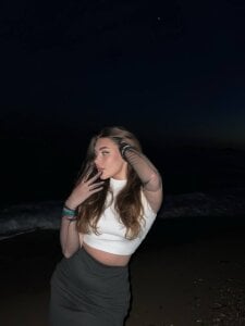 _Eva_Rose_