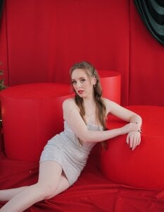 KathyStewart christmas outfit Gambar 8