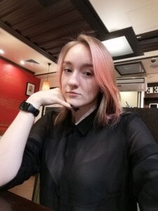 MoonlishSiren Sometimes I like to look classy Photo 5