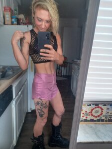 MissManic666 Public Pic 8