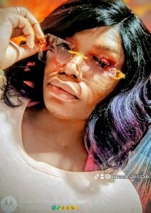 sexyqueen415 Public Pic 3