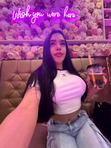 ElizaQueen777 Public Pic