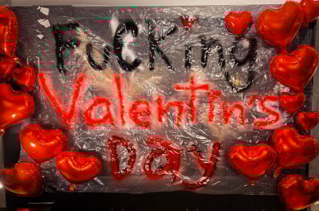 LarisaSmirnovのFu**ng Valentine's dayの 4枚の写真