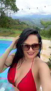 CharlotteCottin kullanıcısının 🌟☀️ albümü -  5 fotoğraf