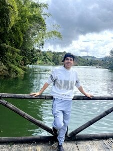 dylan_cross_ In the lake Pic 2