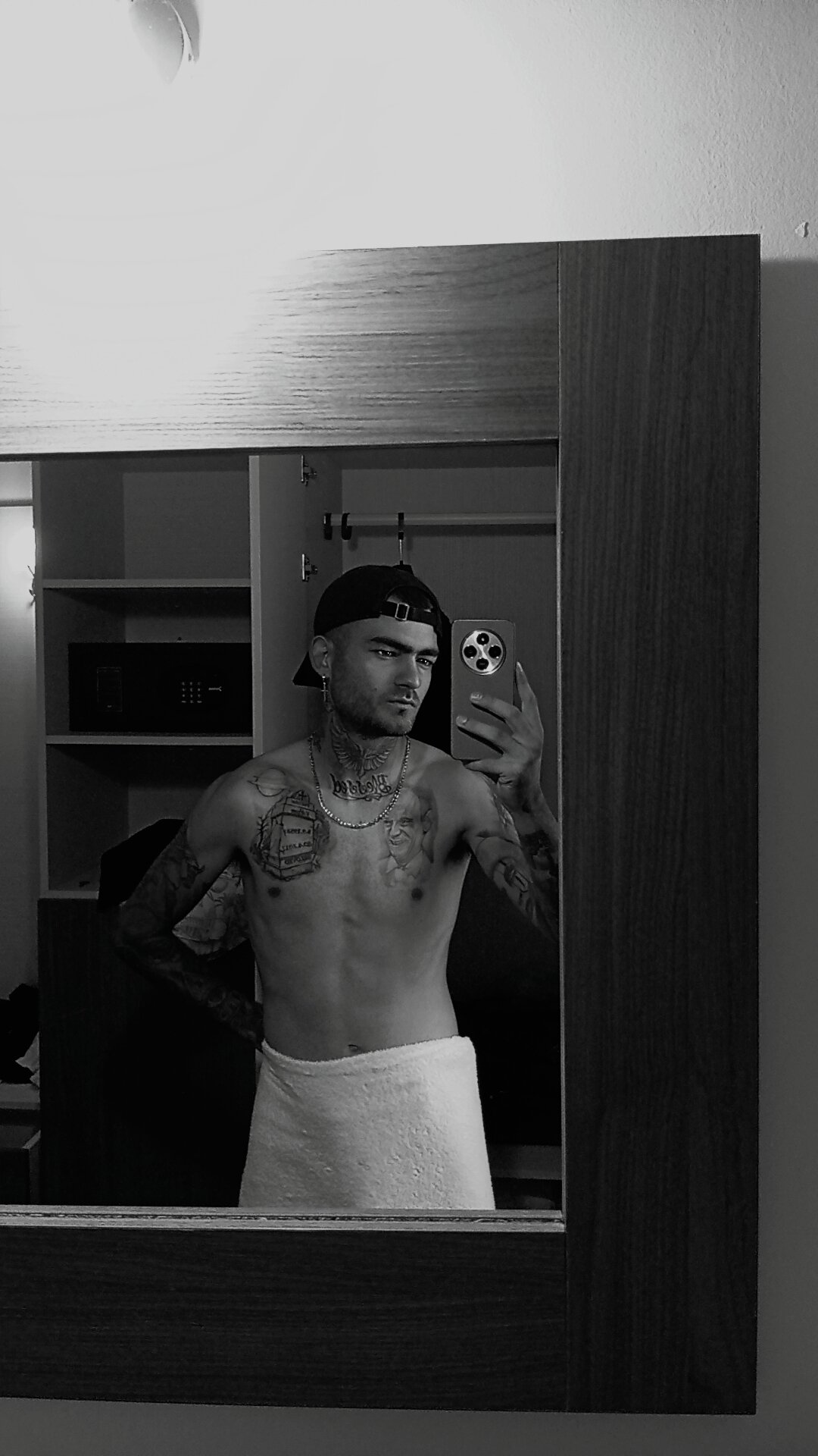 jacobsex221 Public Hình 3