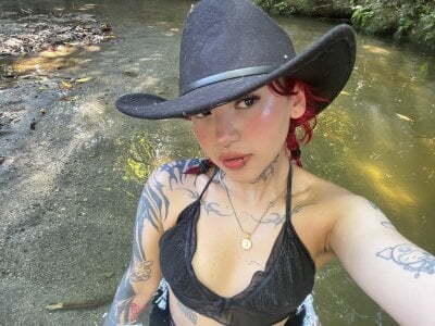 iriis Your cowgirl Pic 2