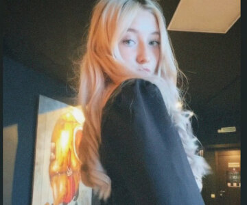 AngelitaLepp Public Pic 3