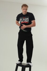 Denis_Dik Public Pic 3