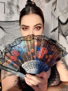 poisson_ivy The dark lady and vampire 🕷️🖤 Pic 2