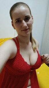 Bigtitslala Just me in real life Poză 3