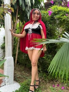 Rebecca_Milf your erotic and sexy cinderella зображення 2