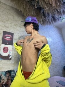 axel_milo_kairo_and_noa KAIRO🥵🤭 Foto 8