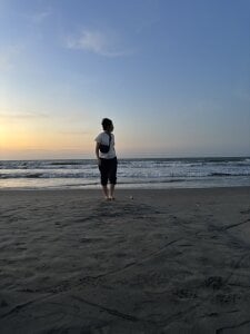 DaisyEmily Honeymoon on the beach Pic 7