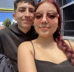 sarah_and_taylorABOUT US ❤️🔥 Bild 3