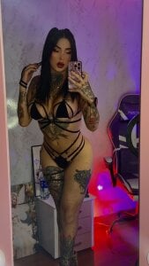 BunnyLola2 I love black 🖤 Foto 9