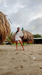 Hellen_Sky MY END OF THE YEAR VACATION Pic